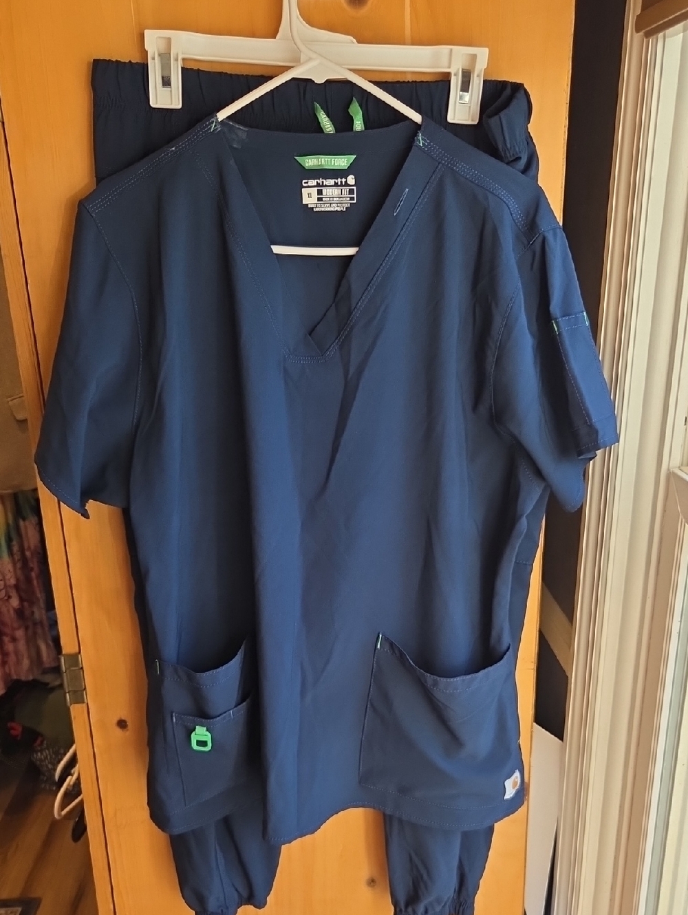 Carhartt Navy V-Neck Medical Scrub Set